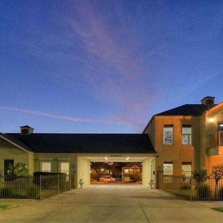 Bridges On Meninya Motel & Apartments Moama Εξωτερικό φωτογραφία
