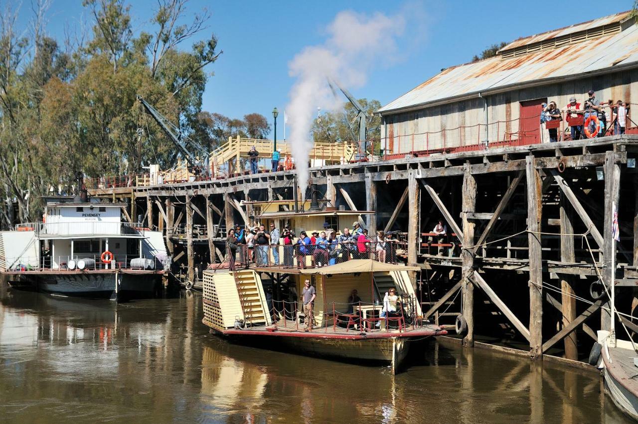 Bridges On Meninya Motel & Apartments Moama Εξωτερικό φωτογραφία